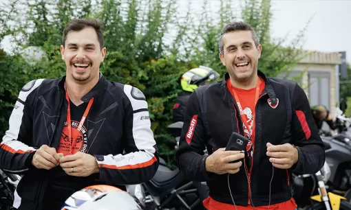 desmo-club-9.jpg